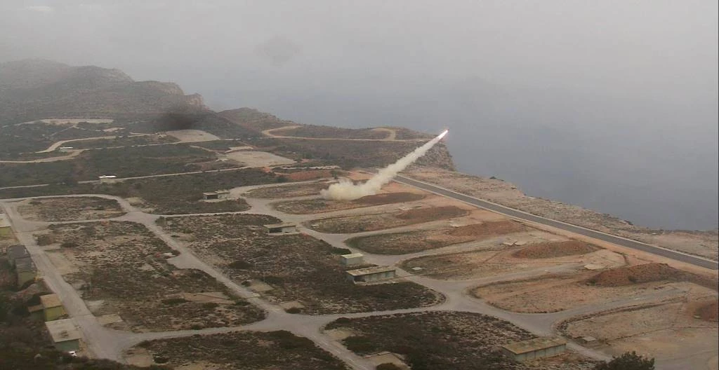 Άστραψε και βρόντηξε το πεδίο βολής Κρήτης: Βολές των αντιαεροπορικών συστημάτων ΗΑWΚ και Asrad – Πυραυλική «απάντηση» από την Άγκυρα